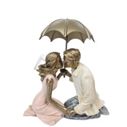 Szerelmes pár szobor esernyős 17cm