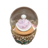 Havazó gömb süteményes 4x4x6cm