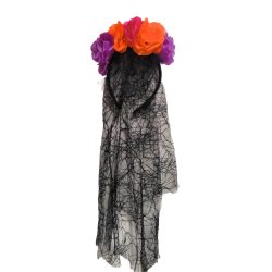 Virágos fejdísz fekete fátyollal