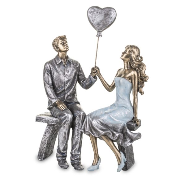 Szerelmespár padon lufival poly 23x16cm